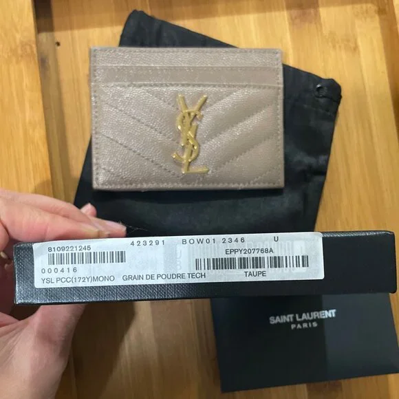 SAINT LAURENT Cassandre matelassé leather cardholder